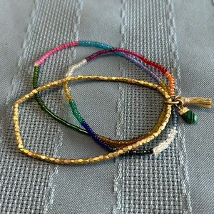 Keep Collective 3-Strand stretchy bracelet with green stone charm!